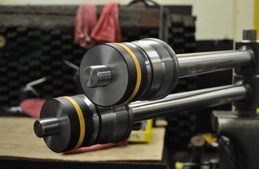 Custom Hydraulic Cylinders
